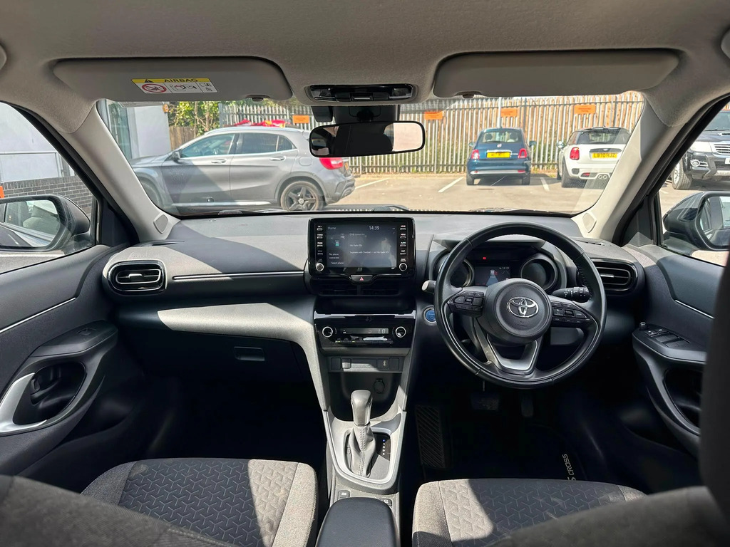 Toyota Yaris Cross 1.5 Vvt-h Icon Suv NX23XRK #5