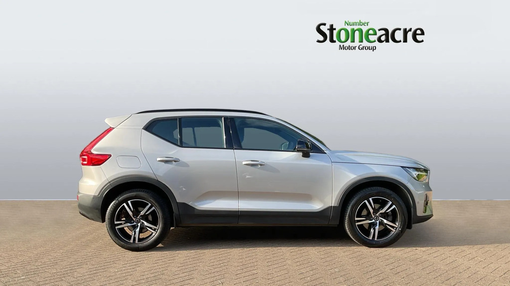 Volvo XC40 2.0 B4p Plus Dark NV73GDY #3