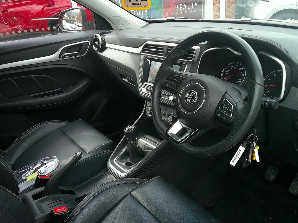 MG ZS Exclusive White #11