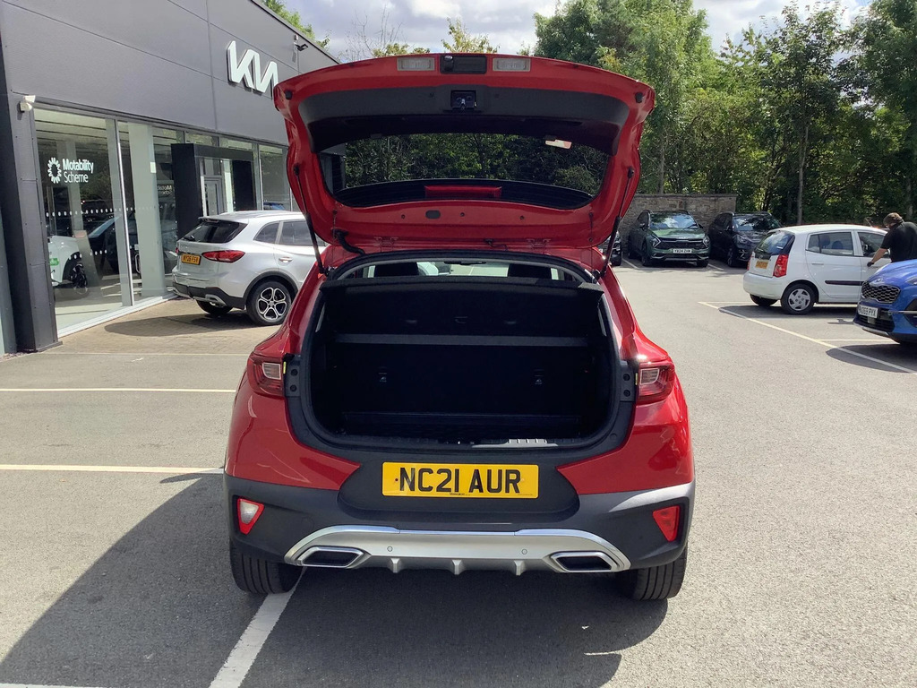 Kia Stonic 1.0T Gdi 48V Gt-line S Dct Red #28