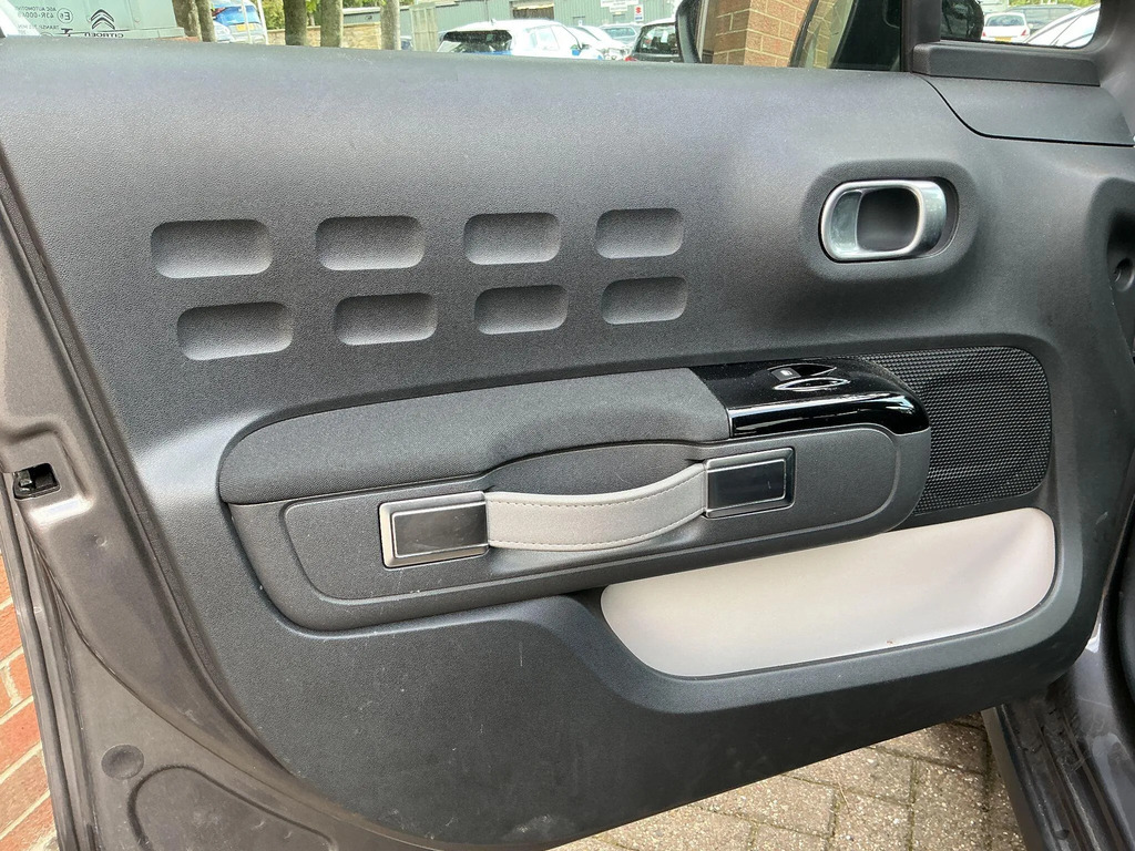 Citroen C3 1.2 Puretech Shine Plus Eat6 Euro 6 Ss  #28