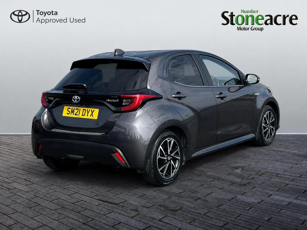 Toyota Yaris 1.5 Hybrid Design Grey #3