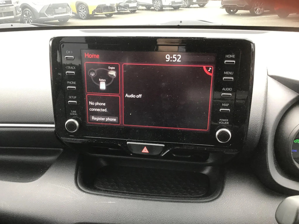 Toyota Yaris 1.6 Awd Circuit Pack Black #8
