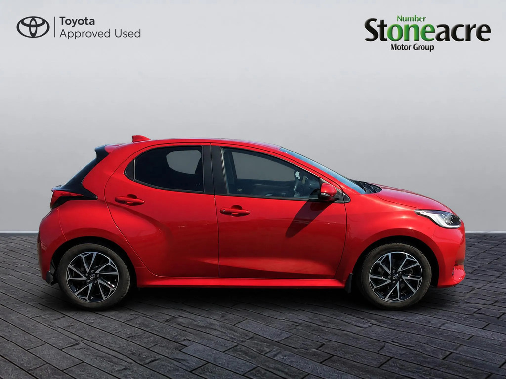 Toyota Yaris 1.6 Awd Circuit Pack Black #19