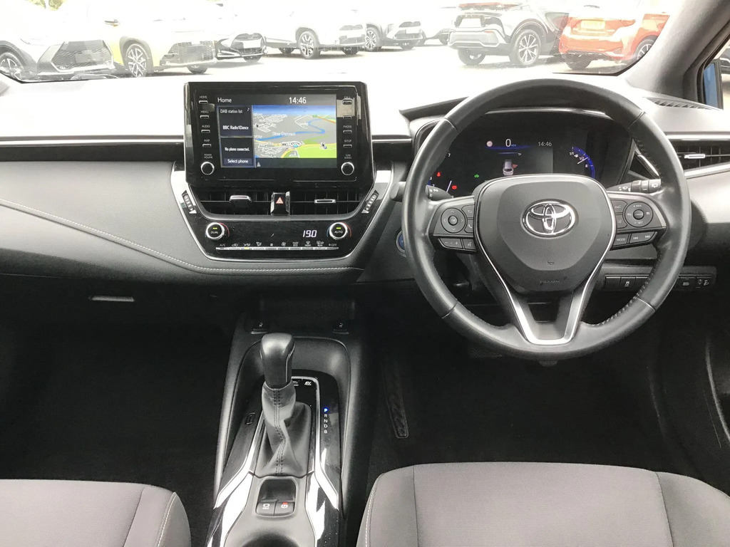 Toyota Corolla 1.8 Vvt-i Hybrid Icon Tech YT22FLZ  #6