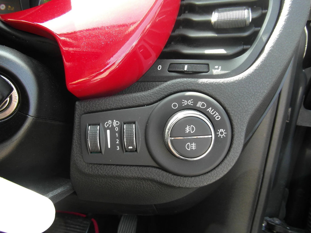 Fiat 500X Automatic White #20