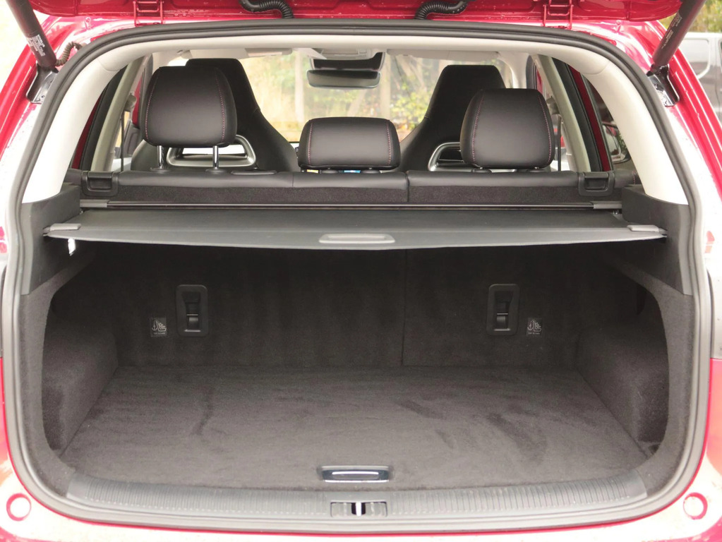 MG HS 1.5 T-gdi 24.7 Kwh Trophy Euro 6 Ss Red #11