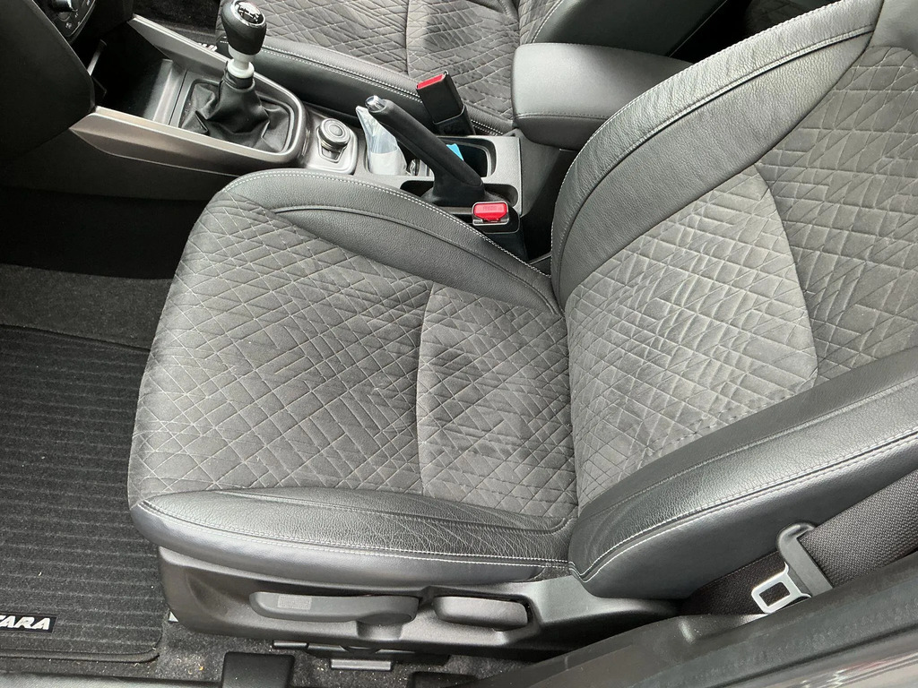 Suzuki Vitara Suv Black #18