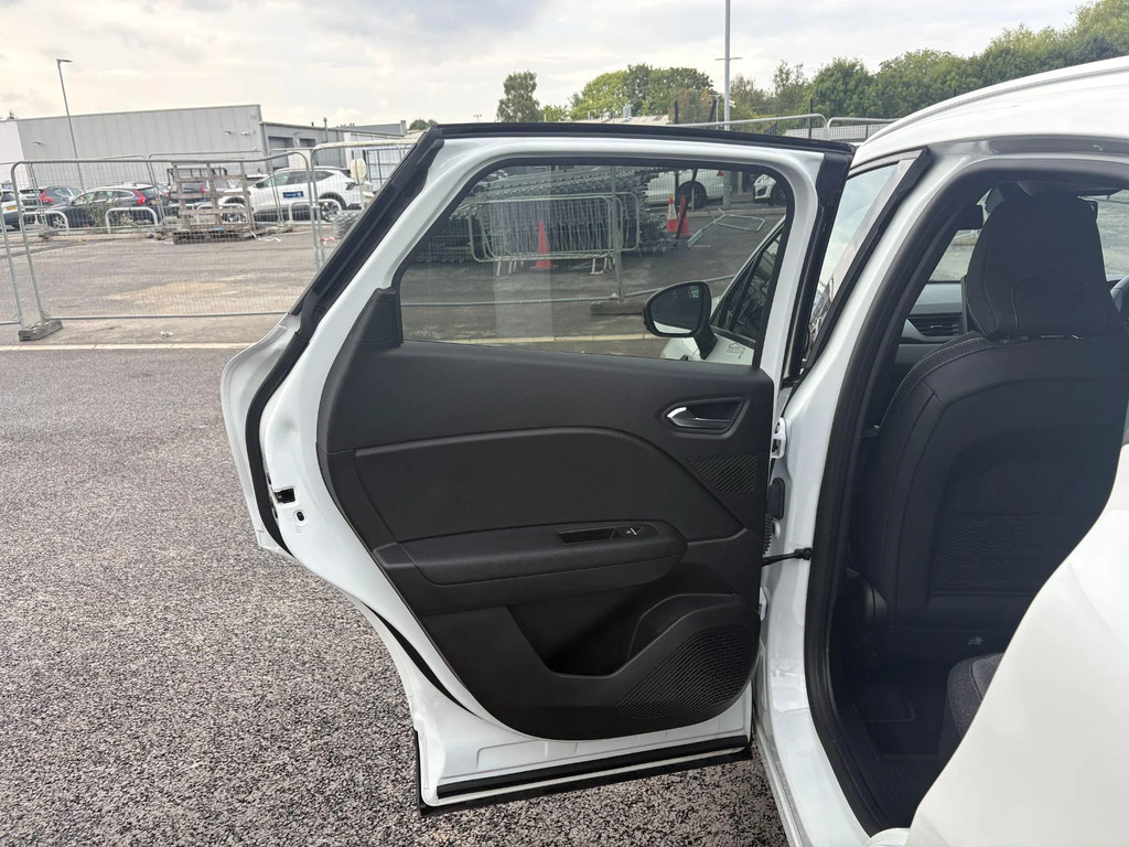 Renault Captur 1.6 E Tech E Tech Engineered Suv Hybrid White #32