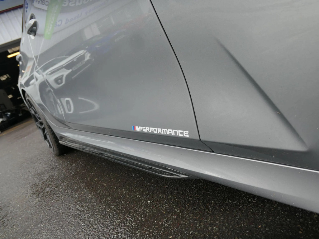 BMW 3 Series M Sport Black #36