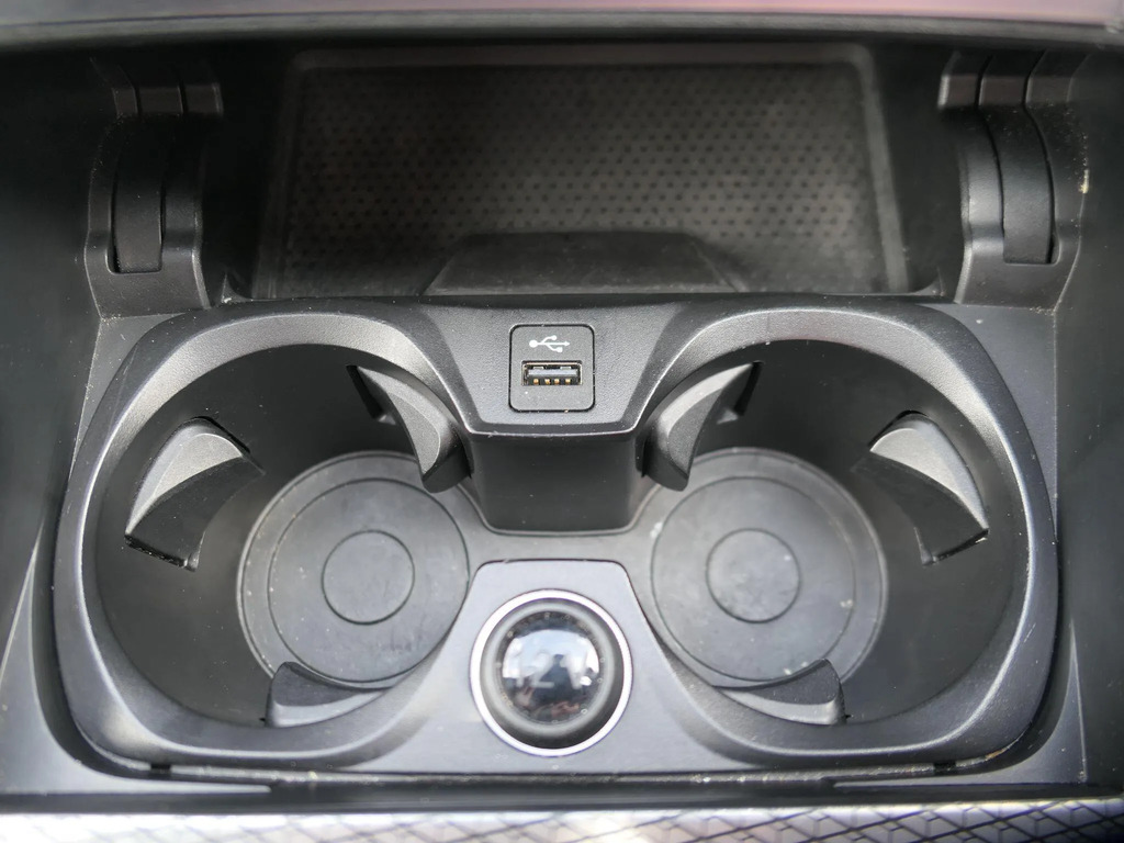 BMW 3 Series M Sport Black #12