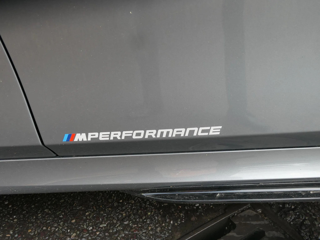 BMW 3 Series M Sport Black #35