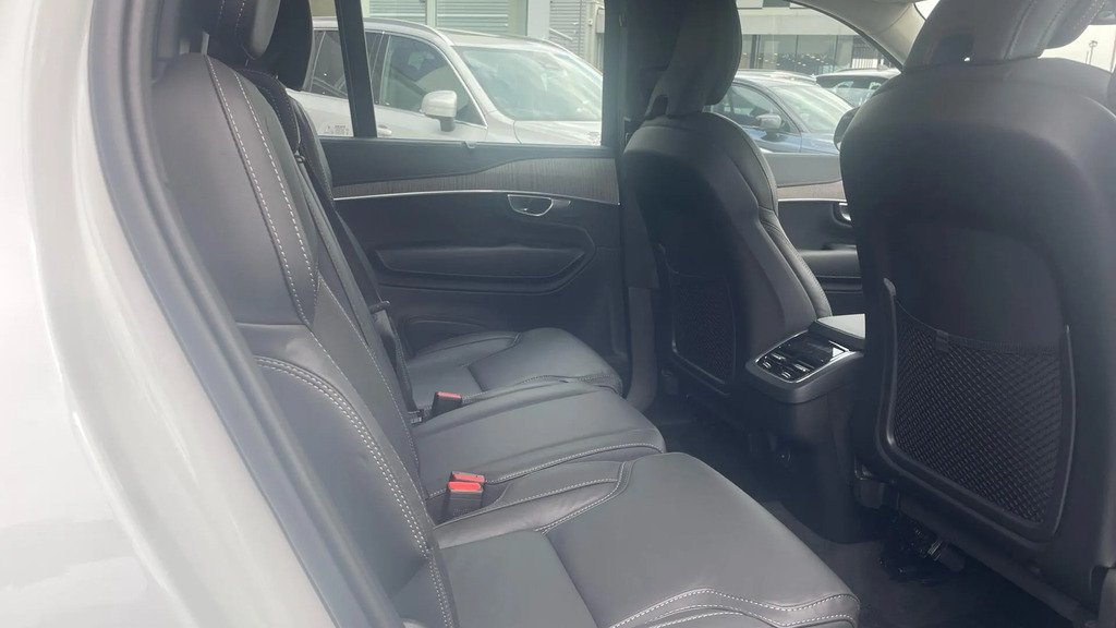 Volvo XC90 Suv #6