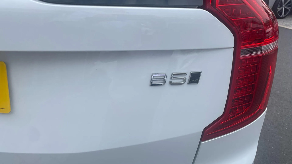 Volvo XC90 Plus Black #14