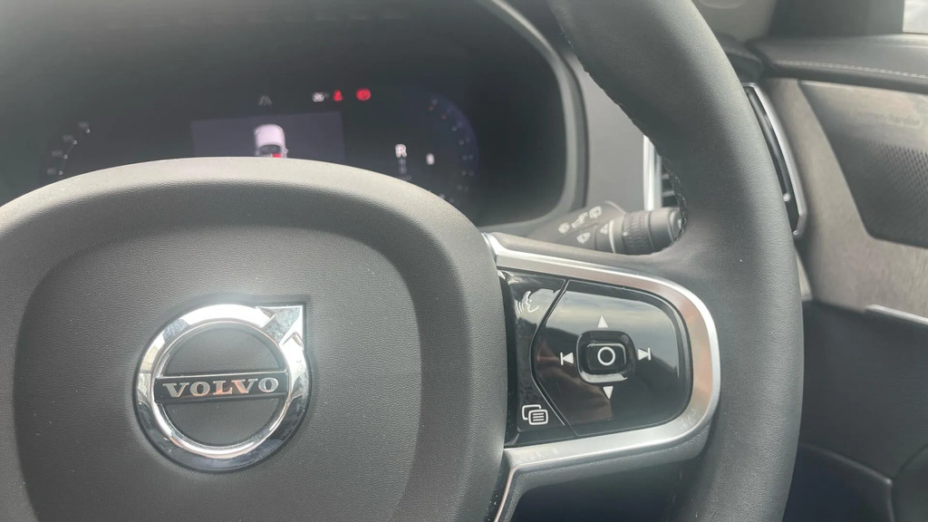 Volvo XC90 Plus Black #20