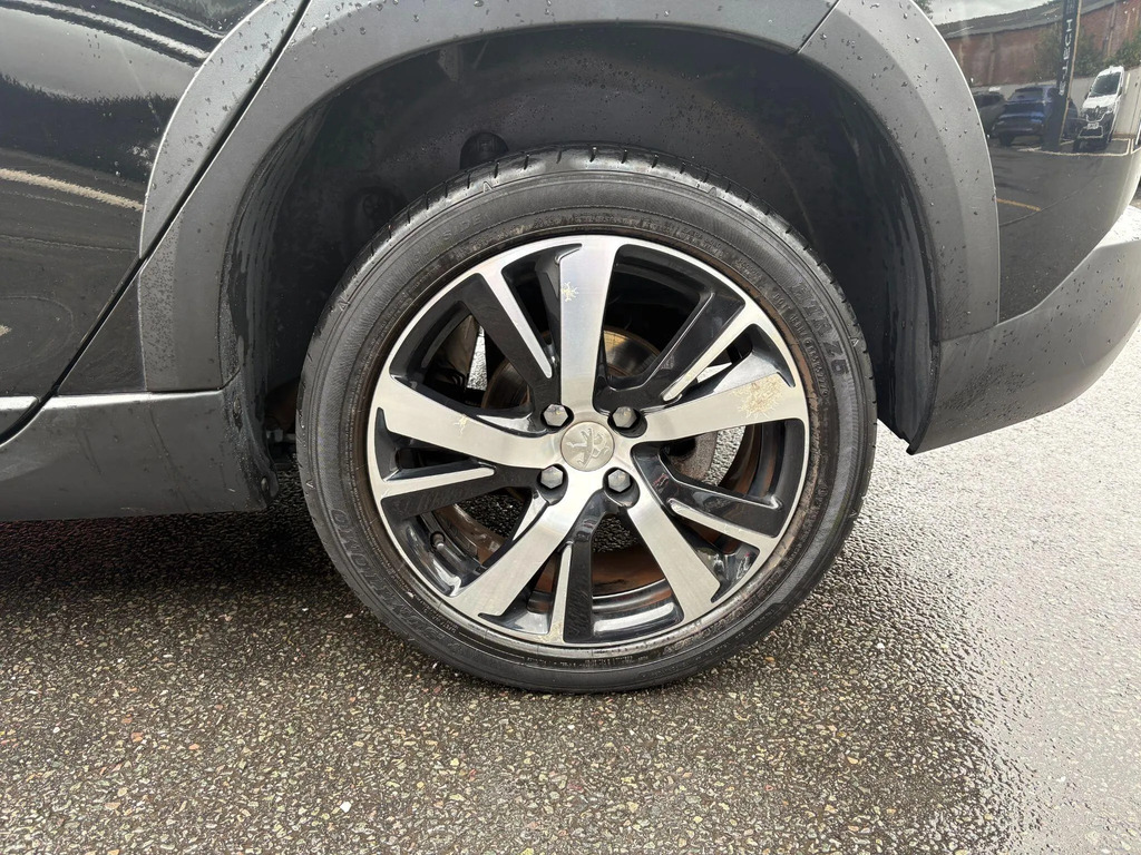 Peugeot 2008 Puretech Active White #16