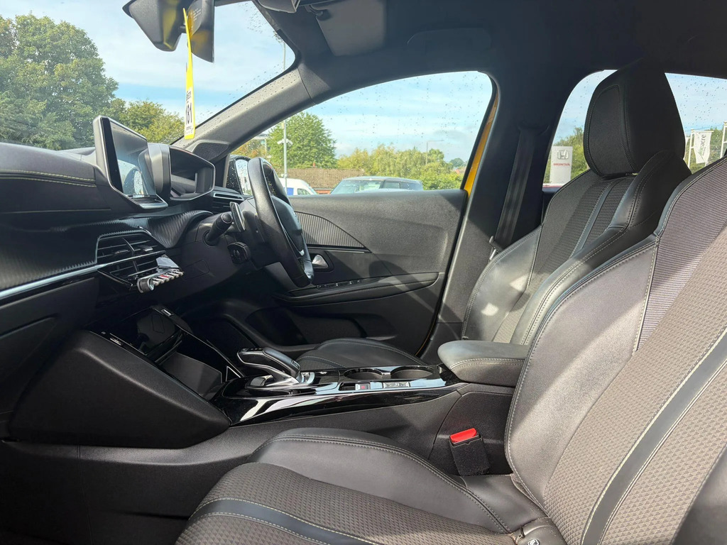 Peugeot 208 1.2 Puretech Active Grey #22