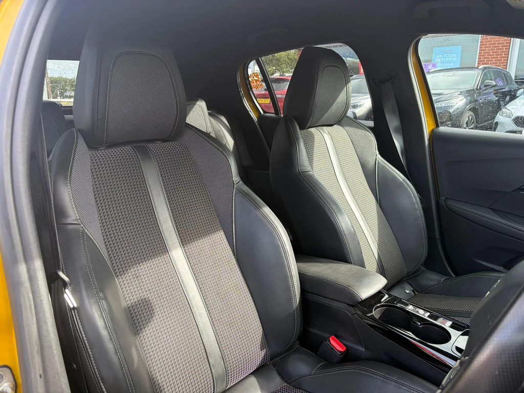 Peugeot 208 1.2 Puretech Active Grey #11