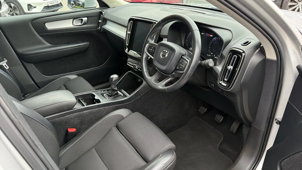 Volvo XC40 1.5 T3 Momentum Pro Euro 6 Ss  #4