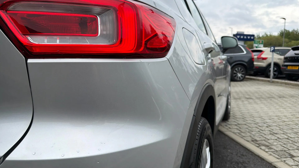 Volvo XC40 D4 Awd R-design Pro Xenium Pack Intel Grey #31