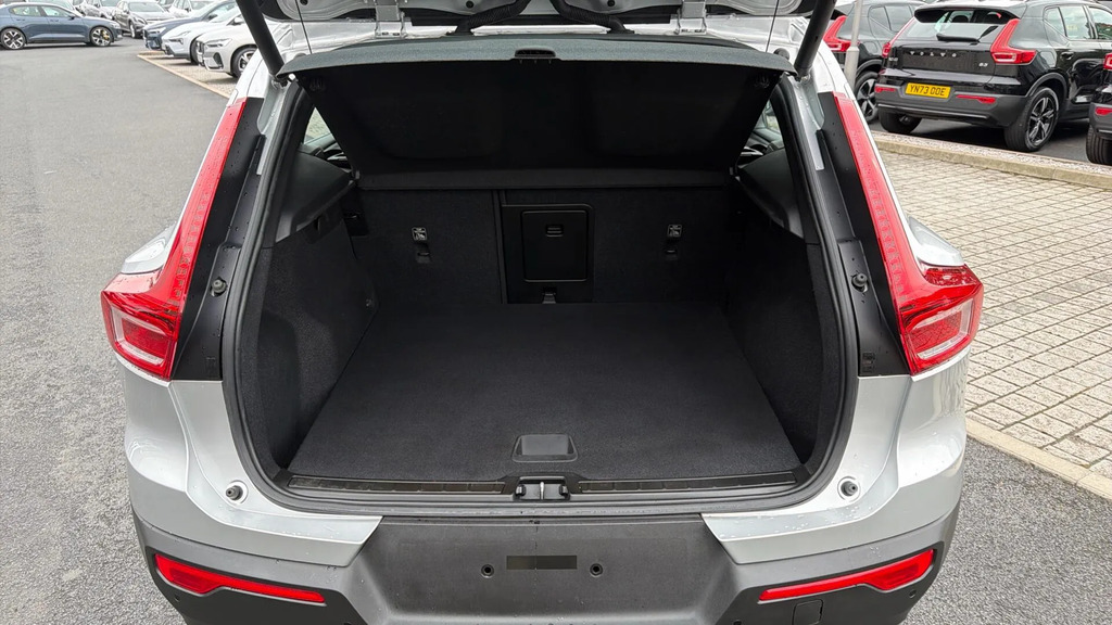 Volvo XC40 D4 Awd R-design Pro Xenium Pack Intel Grey #13