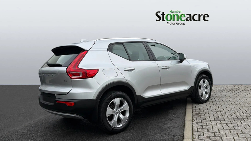 Volvo XC40 1.5 T3 Momentum Pro Euro 6 Ss  #2