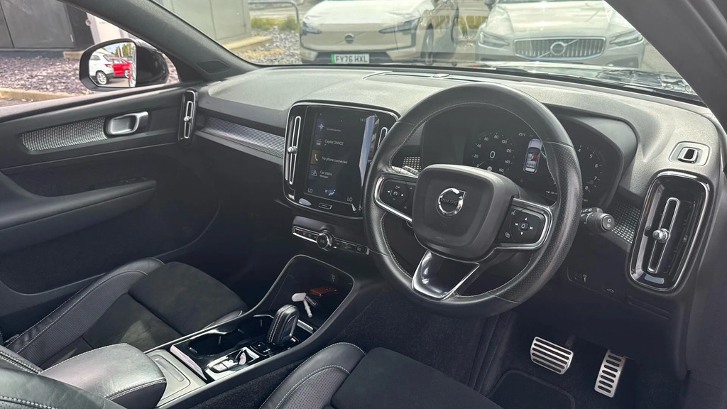 Volvo XC40 Xc40 R-design T3 Black #4