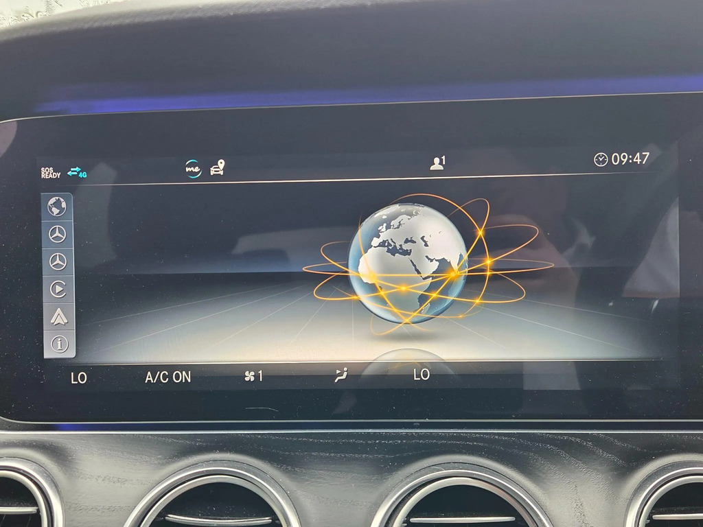 Mercedes-Benz E Class E 220 D Se Blue #32