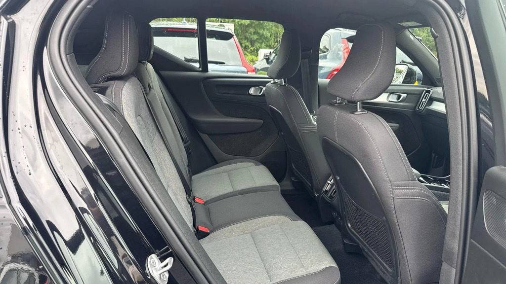 Volvo XC40 2.0 B3p Plus Dark  #6