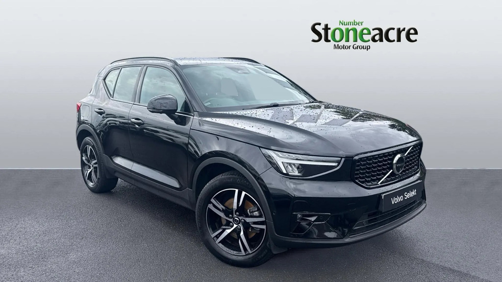 Volvo XC40 2.0 B3p Plus Dark 