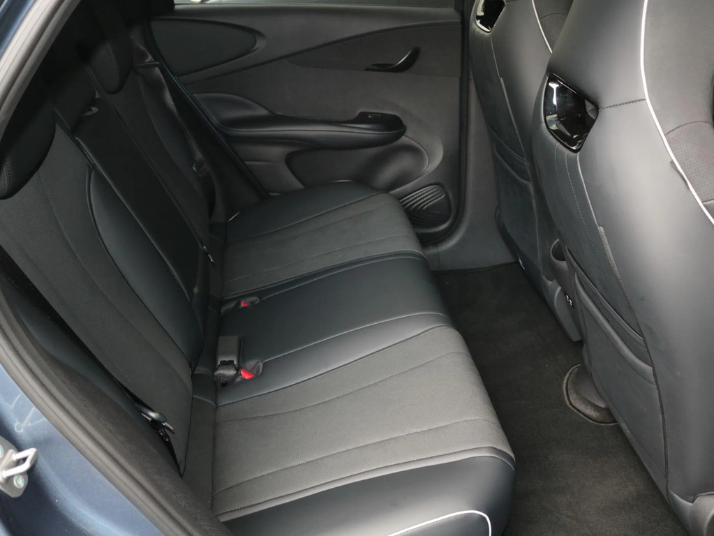 Byd Dolphin Active White #24