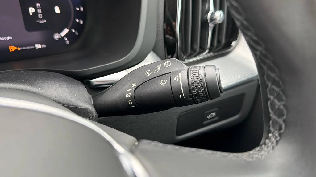 Volvo XC60 Core Blue #25