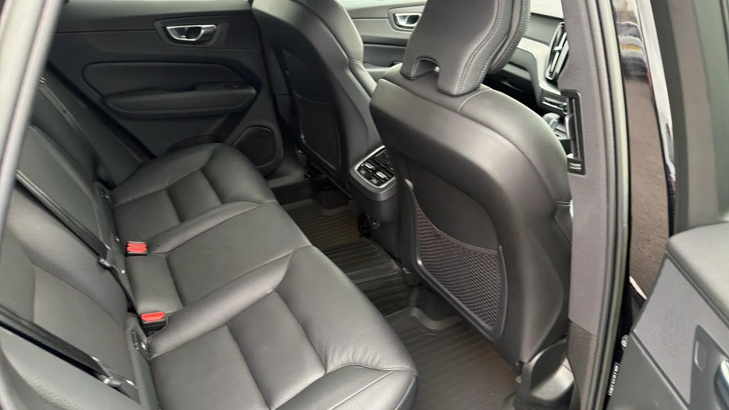 Volvo XC60 Core Blue #6