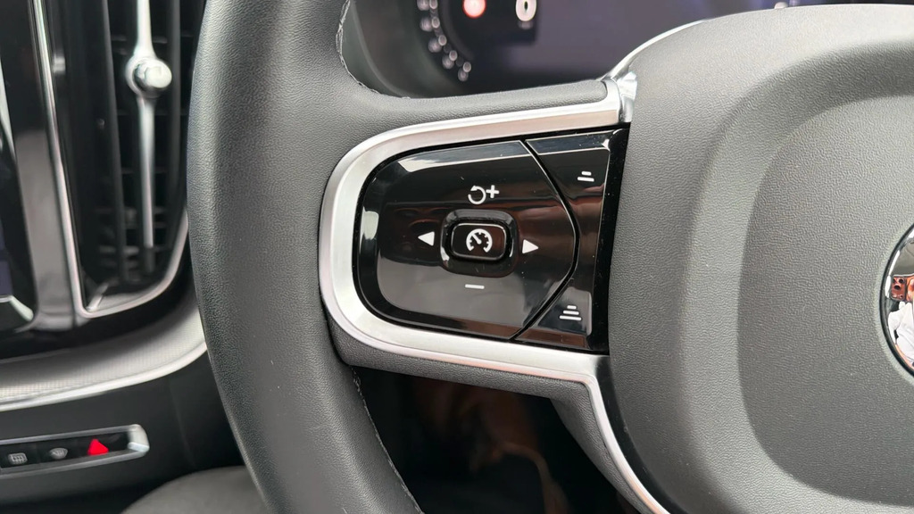 Volvo XC60 Core Blue #27