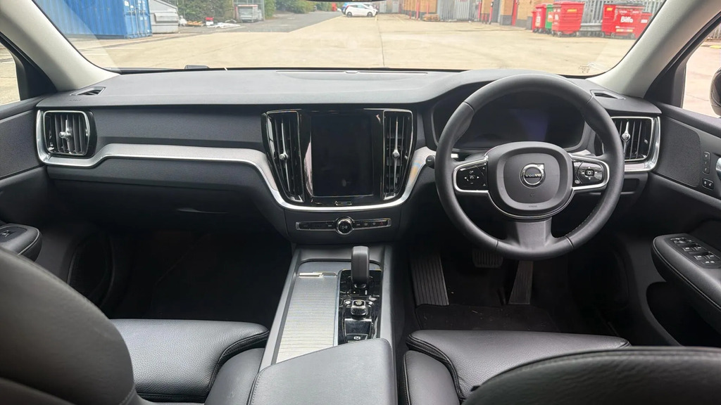 Volvo S60 2.0 B5p Plus Dark  #5