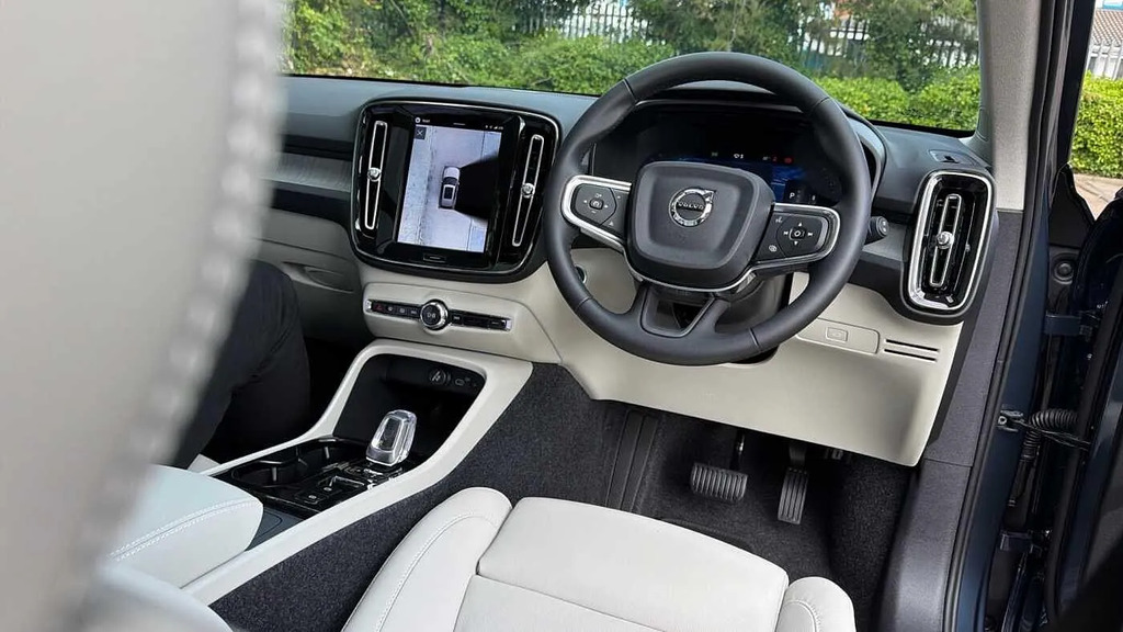 Volvo XC40 2.0 B3 Mhev Ultra Dark Dct Euro 6 Ss  #4