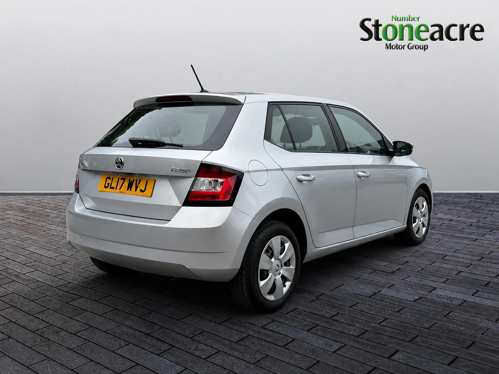 Skoda Fabia 1L S White #7