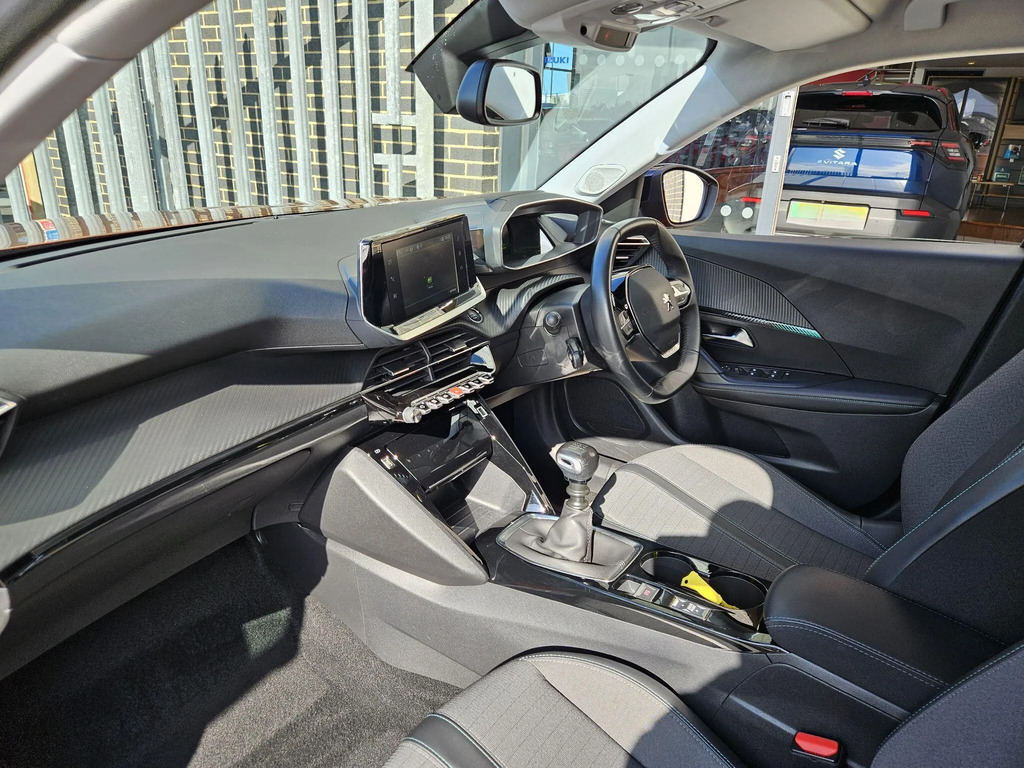Peugeot 2008 1.2 Puretech 130 Allure Premium Blue #12