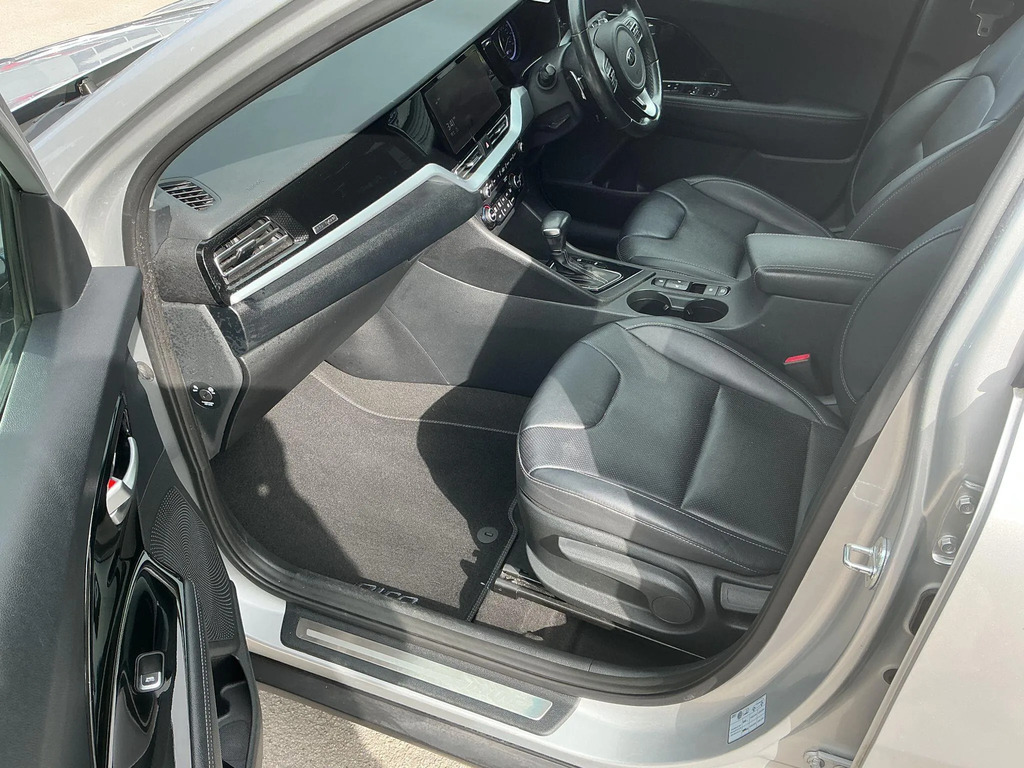 Kia Niro 3 Black #26