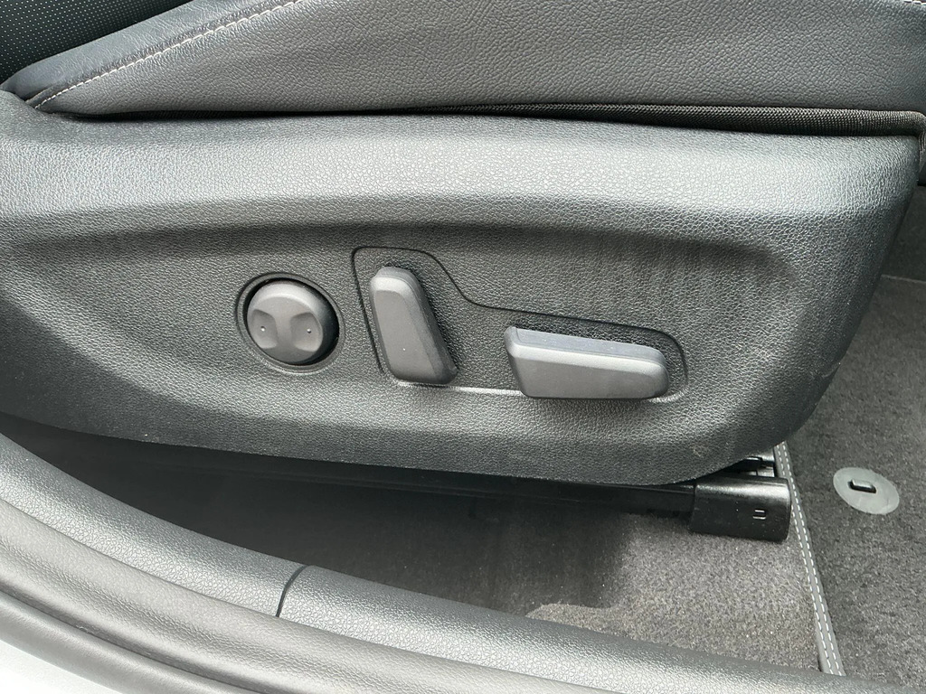 Kia Niro 3 Black #15