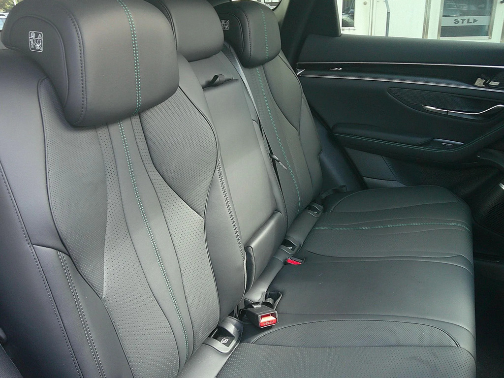 Byd Seal U Boost Black #10