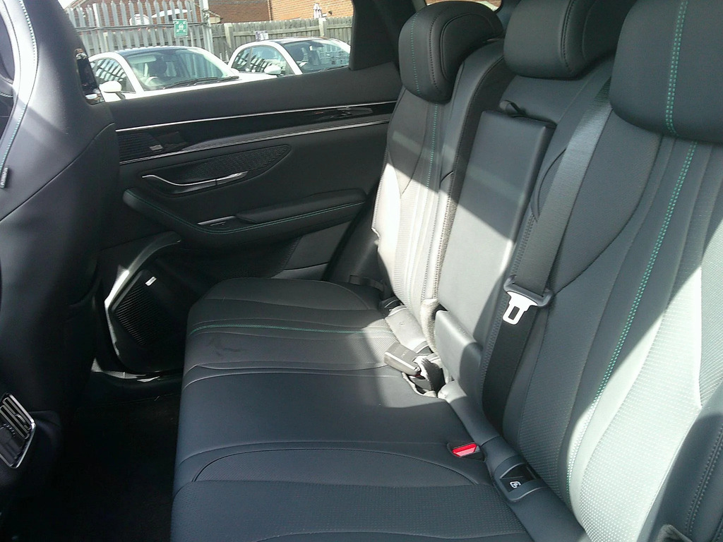 Byd Seal U Boost Black #11