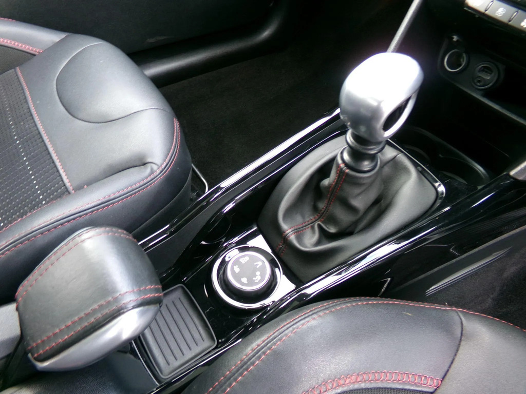 Peugeot 2008 Puretech Active Grey #18