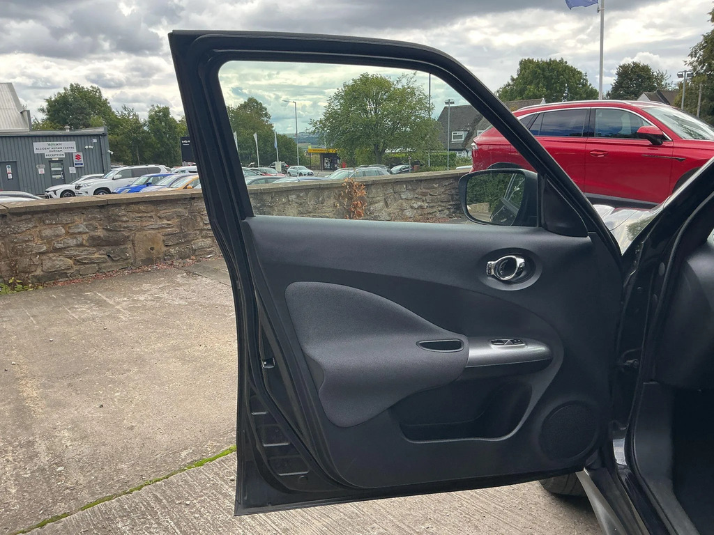 Nissan Juke Juke Tekna Black #16
