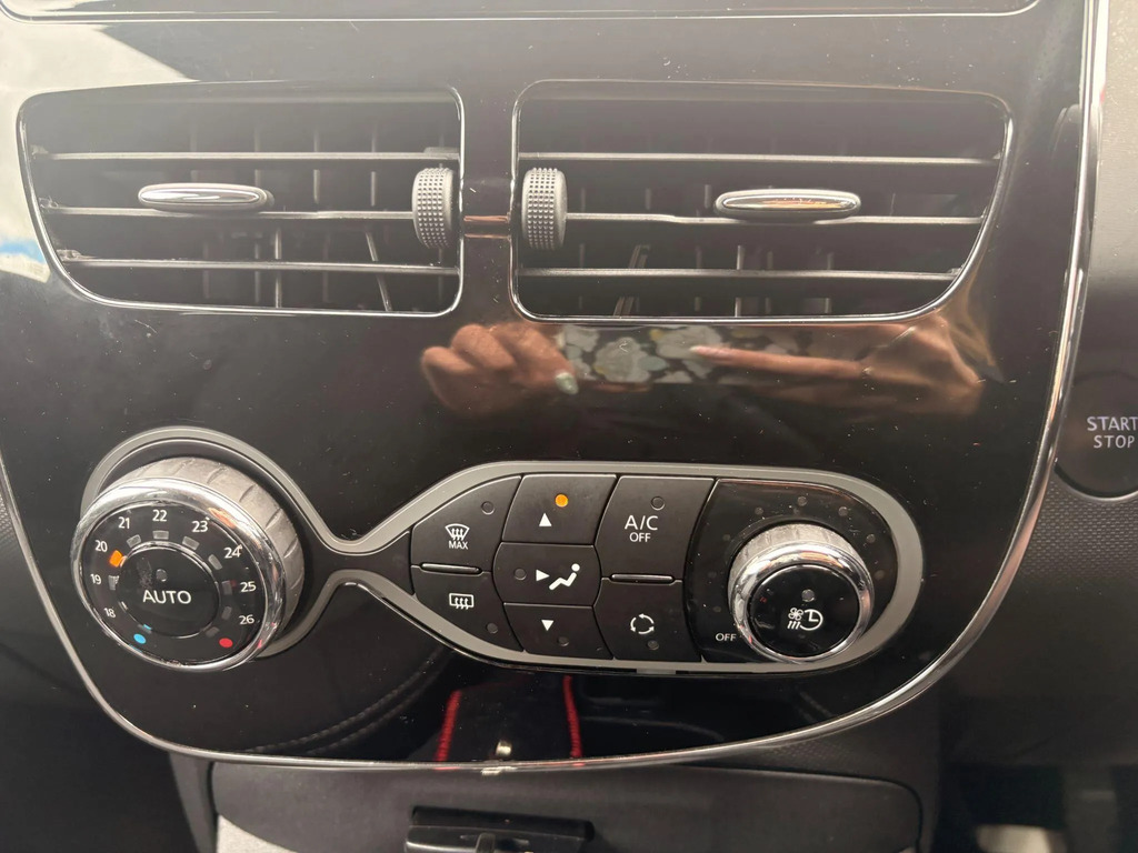 Renault Zoe Dynamique Nav Red #14