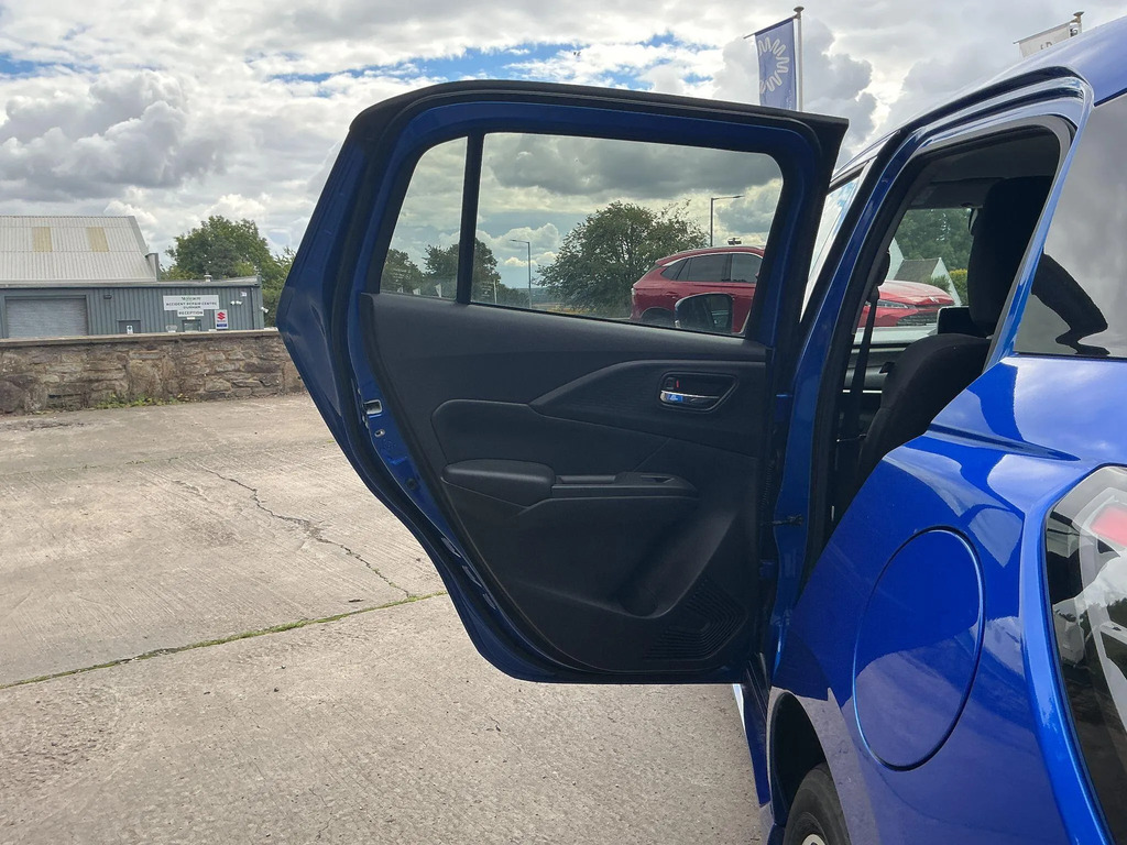 Suzuki Swift Motion Blue #17