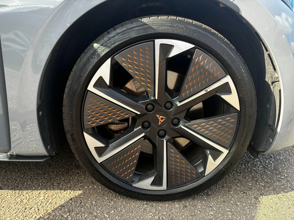 Cupra Born E-boost 77Kwh V3 