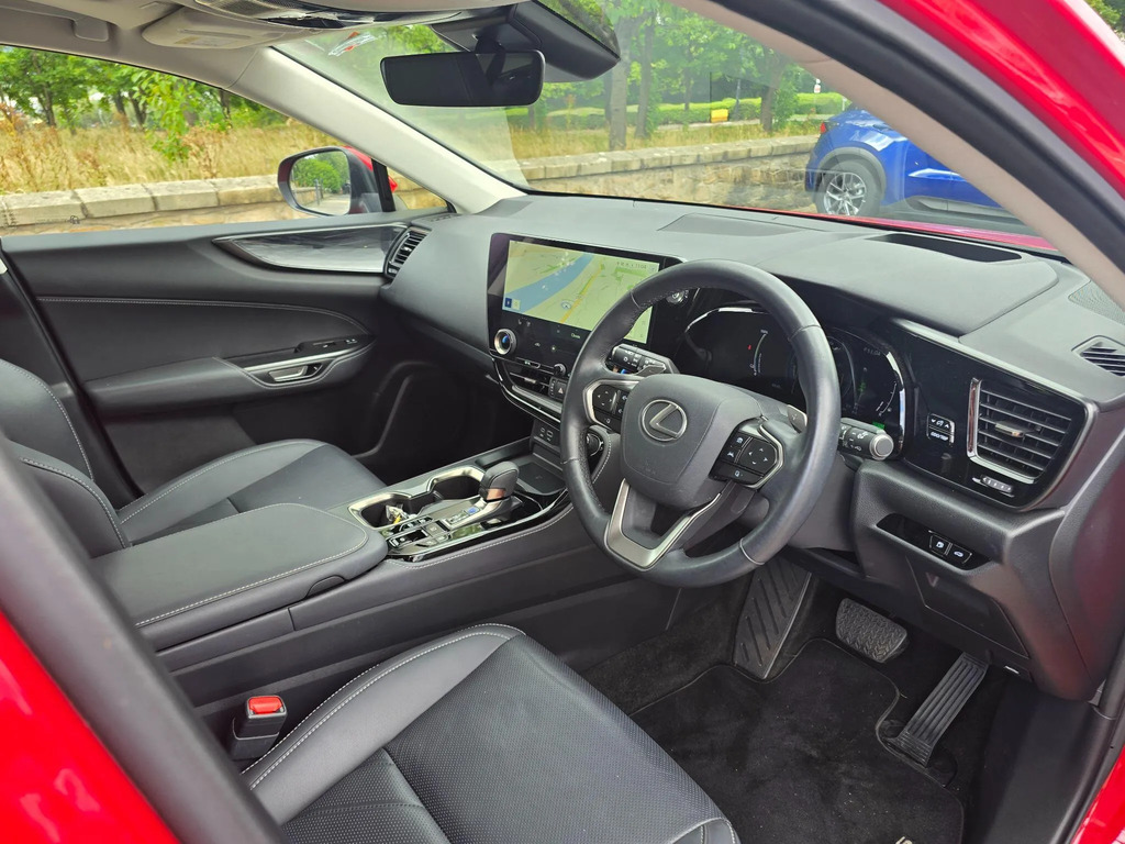 Lexus NX 450H Plus White #12
