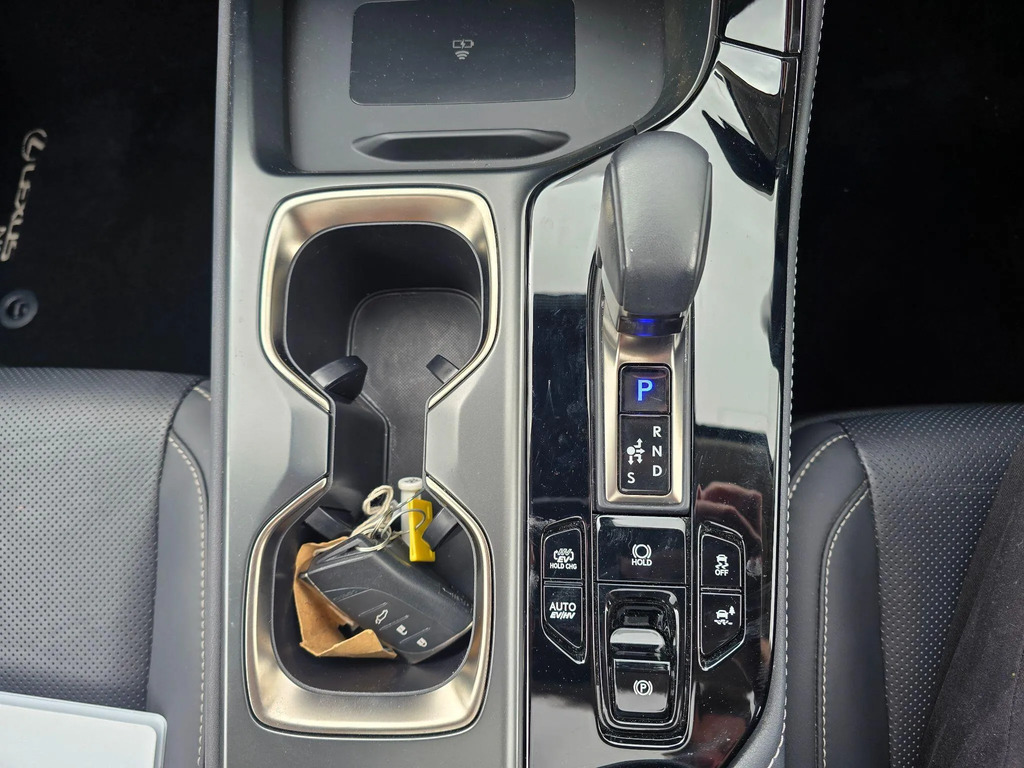 Lexus NX 450H Plus White #28