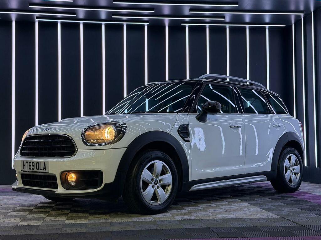 Mini Countryman 1.5 Cooper Classic Euro 6 Ss HT69OLA White #2